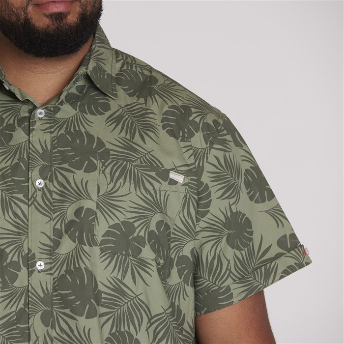 North 56°4 shirt m. in all-over bladerenprint, olijfgroen